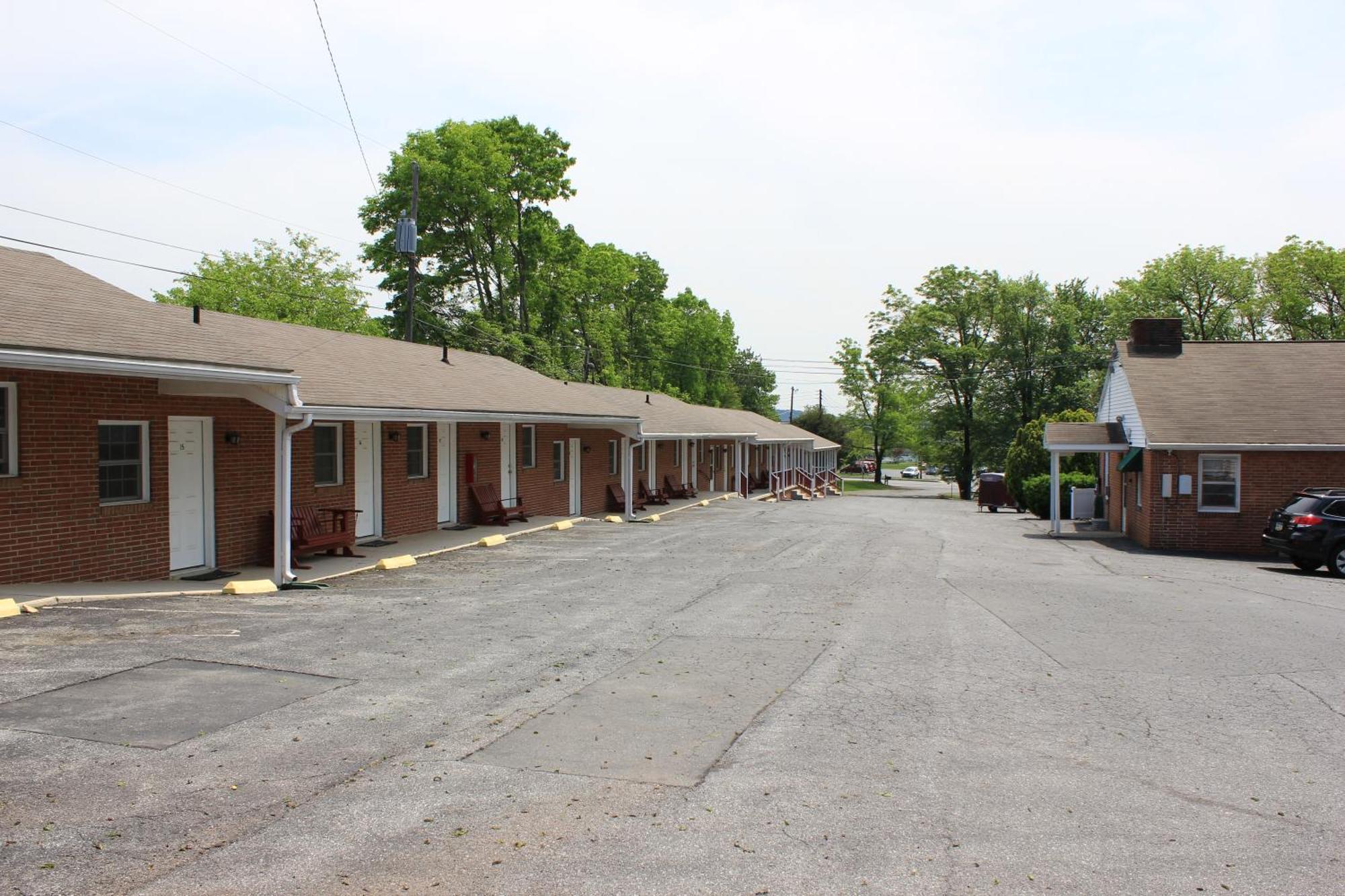 Penn Amish Motel Ντένβερ Εξωτερικό φωτογραφία